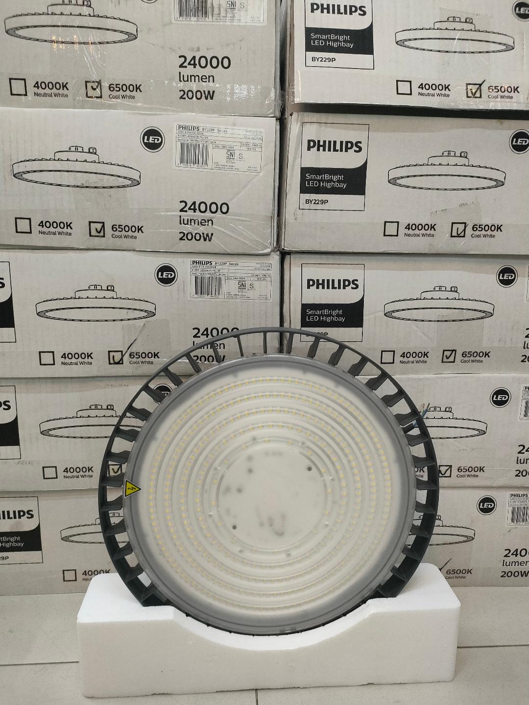 BY229P LED240/CW 200 W Highbay Philips